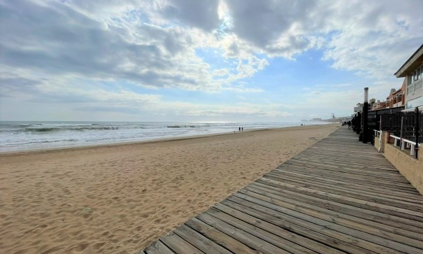 Sprzedaż - Apartament mieszkanie -
La Mata