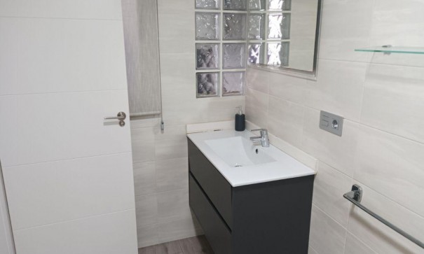 Venta - Apartamento piso -
Almoradí