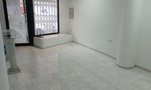 Venta - Apartamento piso -
Almoradí