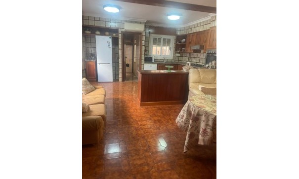 Revente - Appartement -
Almoradí