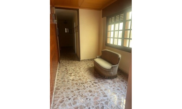 Revente - Appartement -
Almoradí