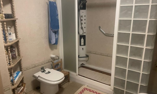 Revente - Appartement -
Almoradí