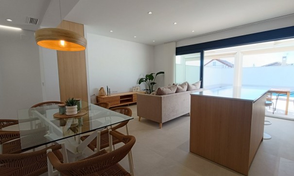 Herverkoop - Vrijstaande Villa -
El Chaparral