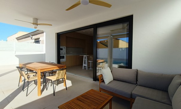 Herverkoop - Vrijstaande Villa -
El Chaparral