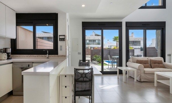 Herverkoop - Vrijstaande Villa -
Entre Naranjos - Vistabella Golf - Entre Naranjos