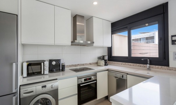 Herverkoop - Vrijstaande Villa -
Entre Naranjos - Vistabella Golf - Entre Naranjos