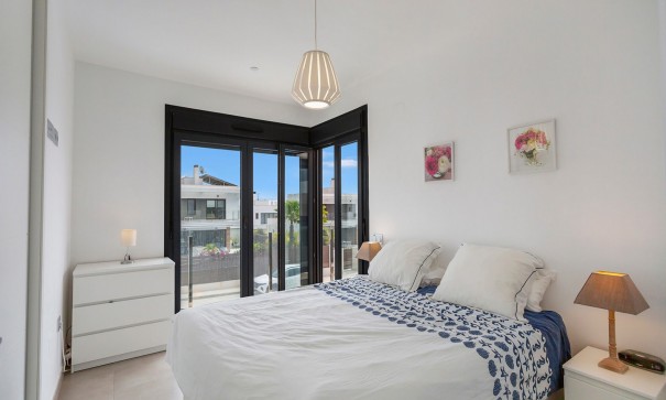 Herverkoop - Vrijstaande Villa -
Entre Naranjos - Vistabella Golf - Entre Naranjos