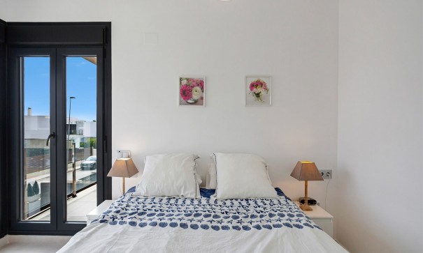 Herverkoop - Vrijstaande Villa -
Entre Naranjos - Vistabella Golf - Entre Naranjos