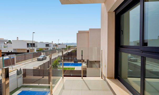 Herverkoop - Vrijstaande Villa -
Entre Naranjos - Vistabella Golf - Entre Naranjos