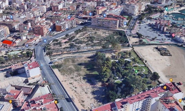 Herverkoop - Perceel Grond -
Torrevieja - Acequion