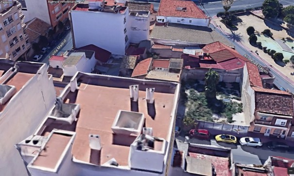 Herverkoop - Perceel Grond -
Torrevieja - Acequion