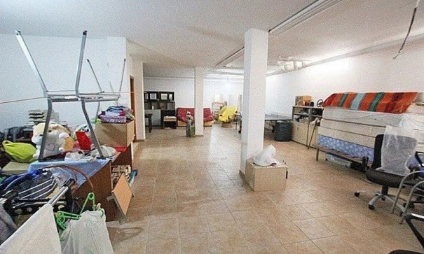 Återförsäljning - Fristående villa -
Torrevieja