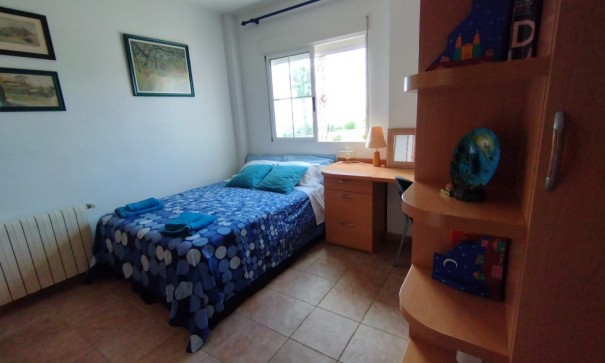 Återförsäljning - Fristående villa -
Torrevieja