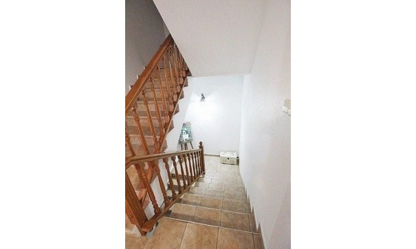 Återförsäljning - Fristående villa -
Torrevieja