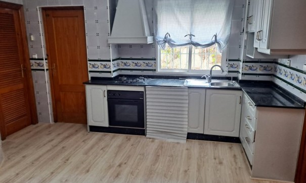 Resale - Finca Landgut -
Orihuela