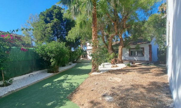 Resale - Finca Landgut -
Orihuela