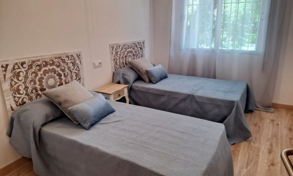 Resale - Finca Landgut -
Orihuela