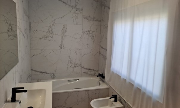 Resale - Finca Landgut -
Orihuela