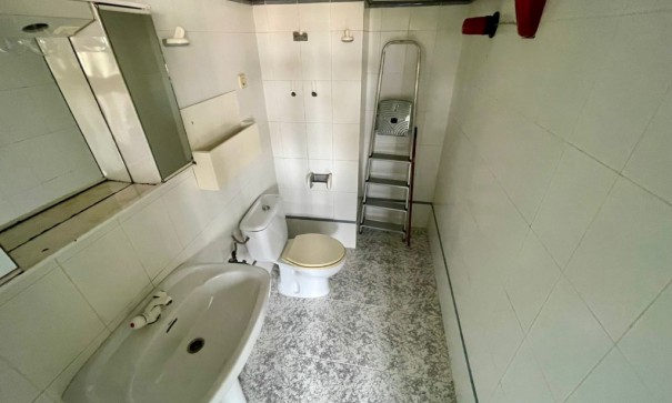 Återförsäljning - Kommersiell -
Los Alcazares