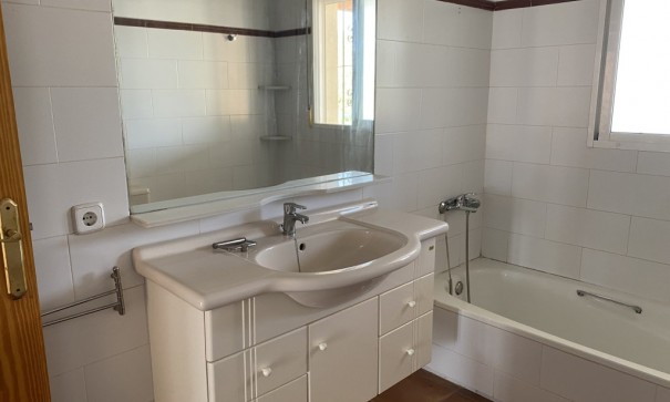 Återförsäljning - Radhus -
Fuente Álamo