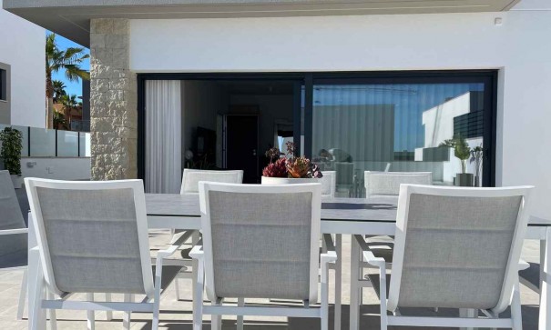 Venta - Chalet Independiente -
San Miguel de Salinas - San Miguel