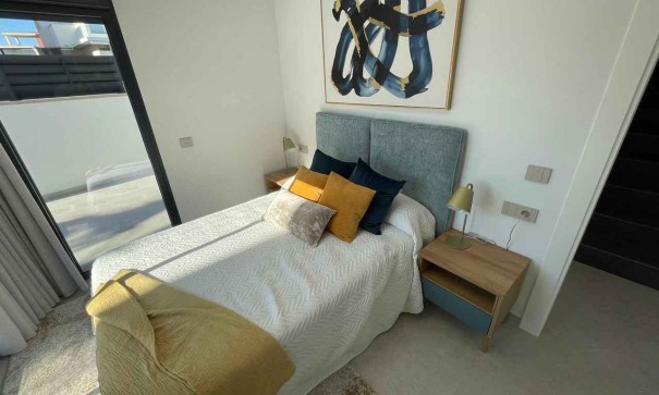 Venta - Chalet Independiente -
San Miguel de Salinas - San Miguel