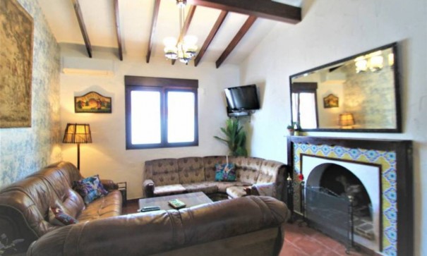 Videresalg - Fritliggende villa -
Cabo Roig