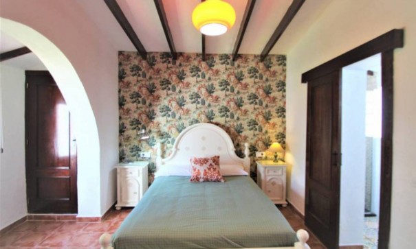 Videresalg - Fritliggende villa -
Cabo Roig