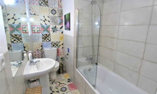 Videresalg - Fritliggende villa -
Cabo Roig