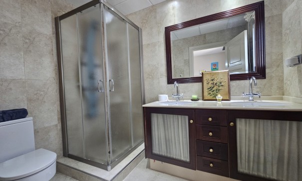 Herverkoop - Vrijstaande Villa -
La Manga Club