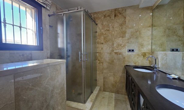 Herverkoop - Vrijstaande Villa -
La Manga Club