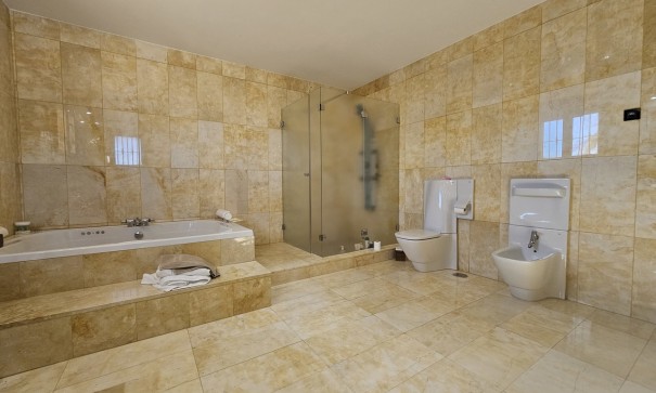 Herverkoop - Vrijstaande Villa -
La Manga Club