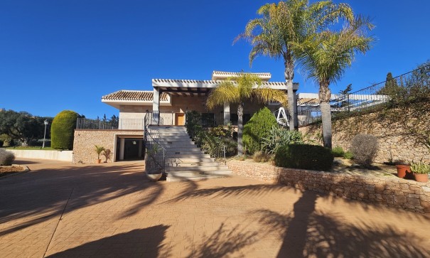 Herverkoop - Vrijstaande Villa -
La Manga Club