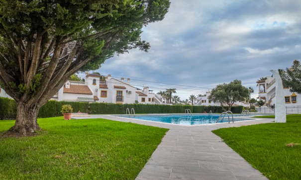 Sale - Detached Villa -
Orihuela Costa