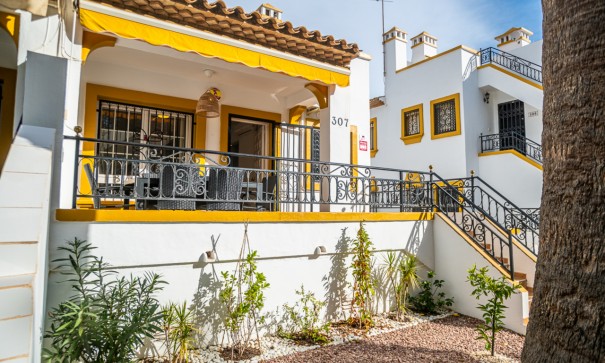 Sale - Detached Villa -
Orihuela Costa