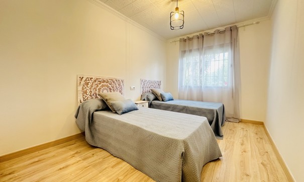 Sale - Detached Villa -
Orihuela