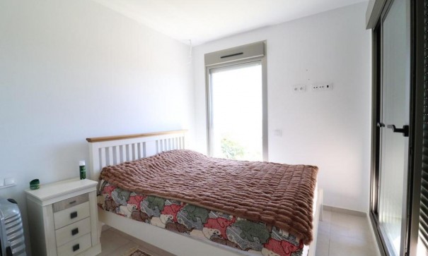 Videresalg - Fritliggende villa -
San Miguel de Salinas