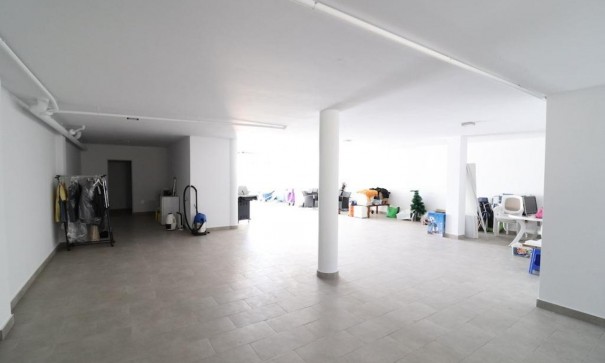 Videresalg - Fritliggende villa -
San Miguel de Salinas