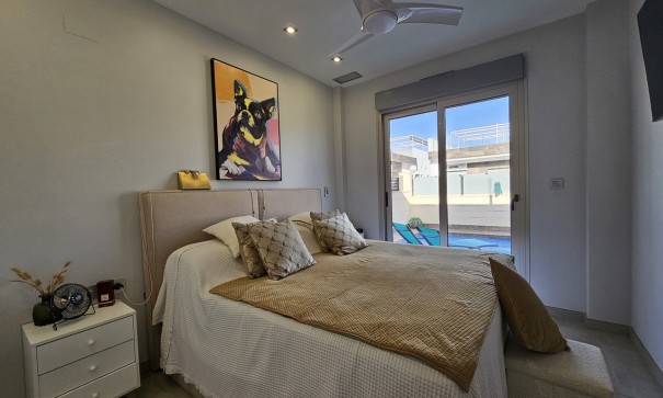 Resale - Freistehende Villa -
Villamartín