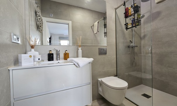 Resale - Freistehende Villa -
Villamartín