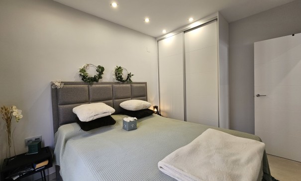 Resale - Freistehende Villa -
Villamartín