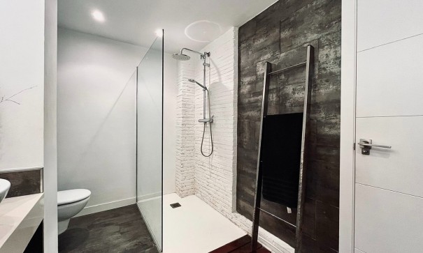 Videresalg - Lejlighed lejlighed -
Torrevieja