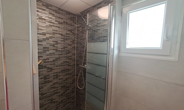 Sprzedaż - Willa wolnostojąca -
Punta Prima