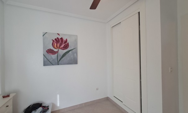 Sprzedaż - Willa wolnostojąca -
Punta Prima