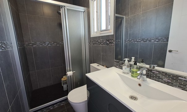 Sprzedaż - Willa wolnostojąca -
Punta Prima