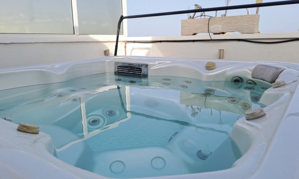 Sprzedaż - Willa wolnostojąca -
Punta Prima