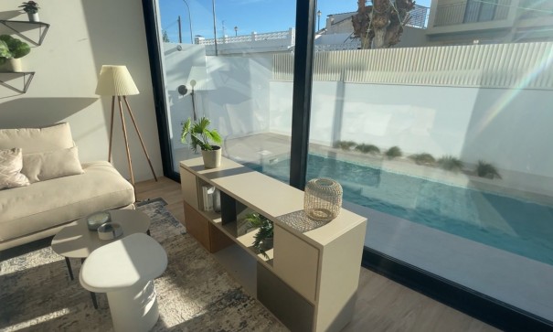 Resale - Freistehende Villa -
Pilar de la Horadada