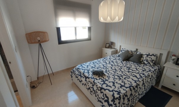 Återförsäljning - Radhus -
San Miguel de Salinas