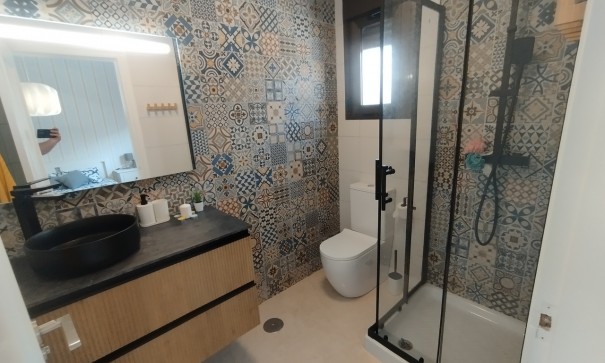 Återförsäljning - Radhus -
San Miguel de Salinas