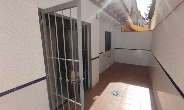 Återförsäljning - Radhus -
San Miguel de Salinas